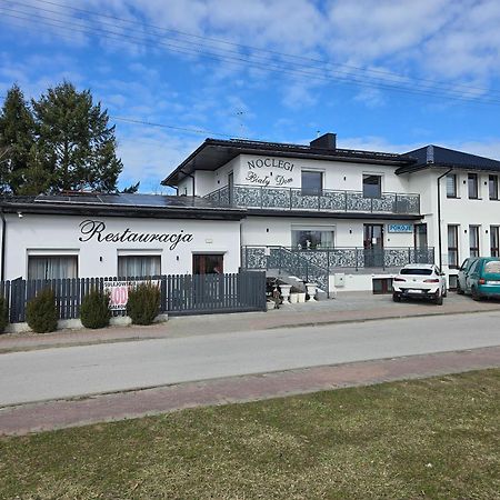 Bialy Dom Daire Sulejów Dış mekan fotoğraf